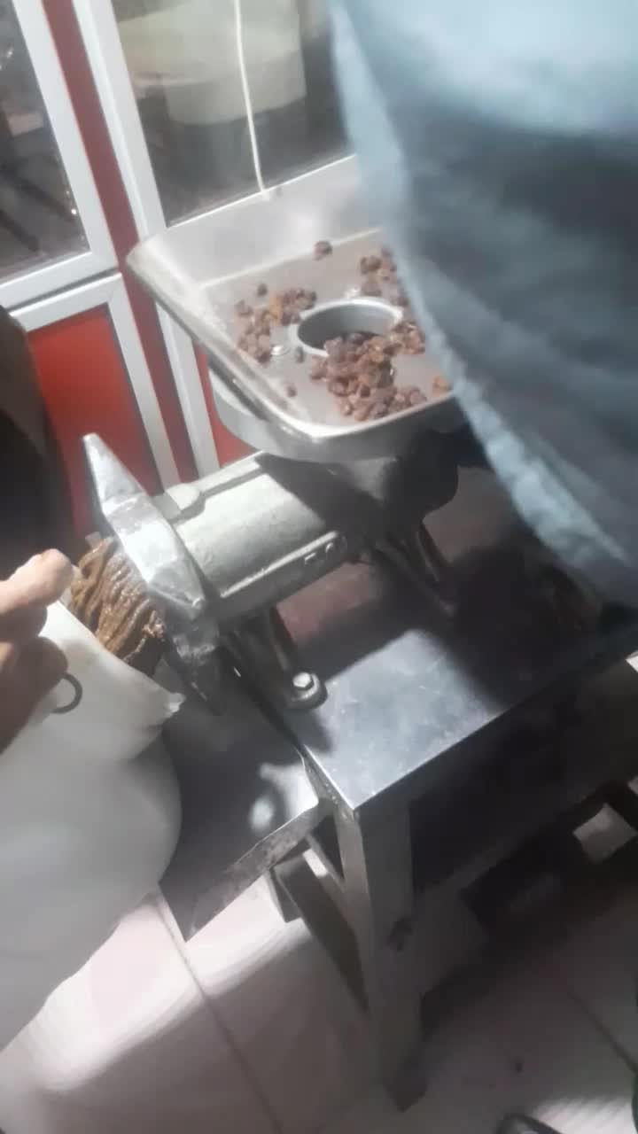 کشمش ومویز خرما مخصوص آبگیری همراه باچرخ گوشت|خوردنی و آشامیدنی|کرمانشاه, |دیوار