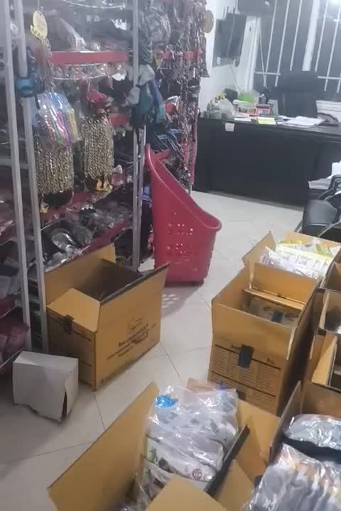 به یک خانم همکار(منشی)جهت کاردرشرکت تولیدوتوزیع|استخدام اداری و مدیریت|تهران, جوادیه تهرانپارس|دیوار