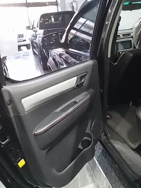 کی ام سی 1401|خودرو سواری و وانت|مهاباد (آذربایجان غربی), |دیوار