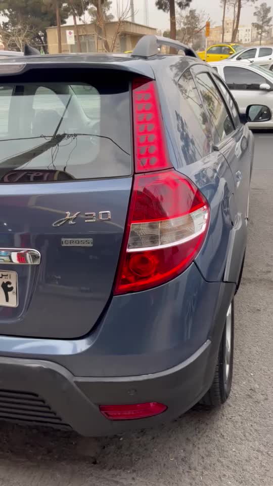 اچ سی کراس مدلا اخر ۹۷|خودرو سواری و وانت|فردیس, قریشی|دیوار