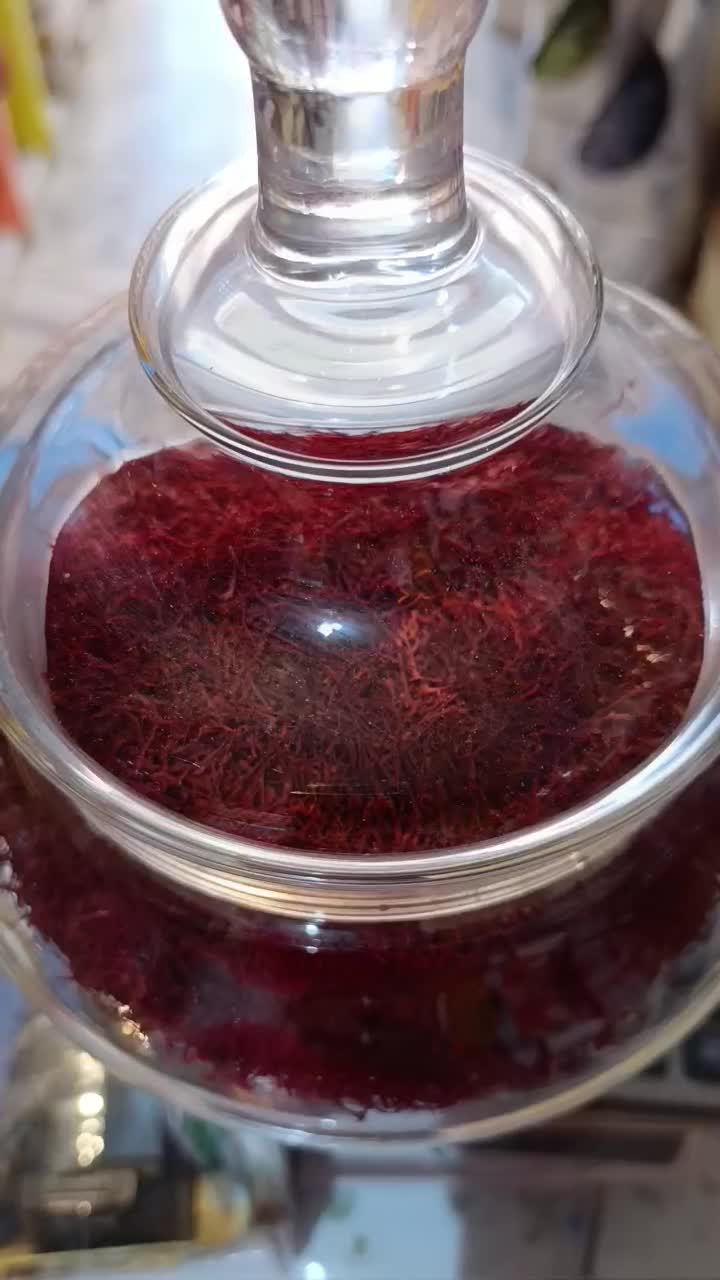 زعفران اصل قائنات نگین و سرگل هم جزئی هم کلی|خوردنی و آشامیدنی|مشهد, شیرودی|دیوار
