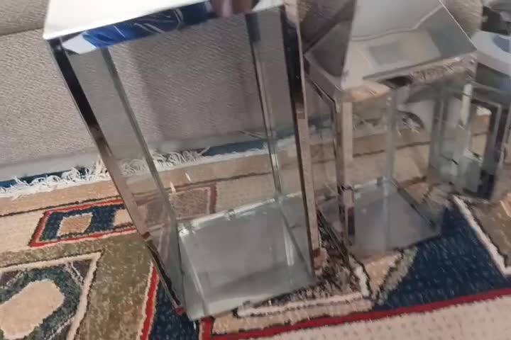 فانوس و جا شمعی کنار سالنی سالم وسلامت|کلکسیون اشیاء عتیقه|کرج, فاز ۴ مهرشهر|دیوار