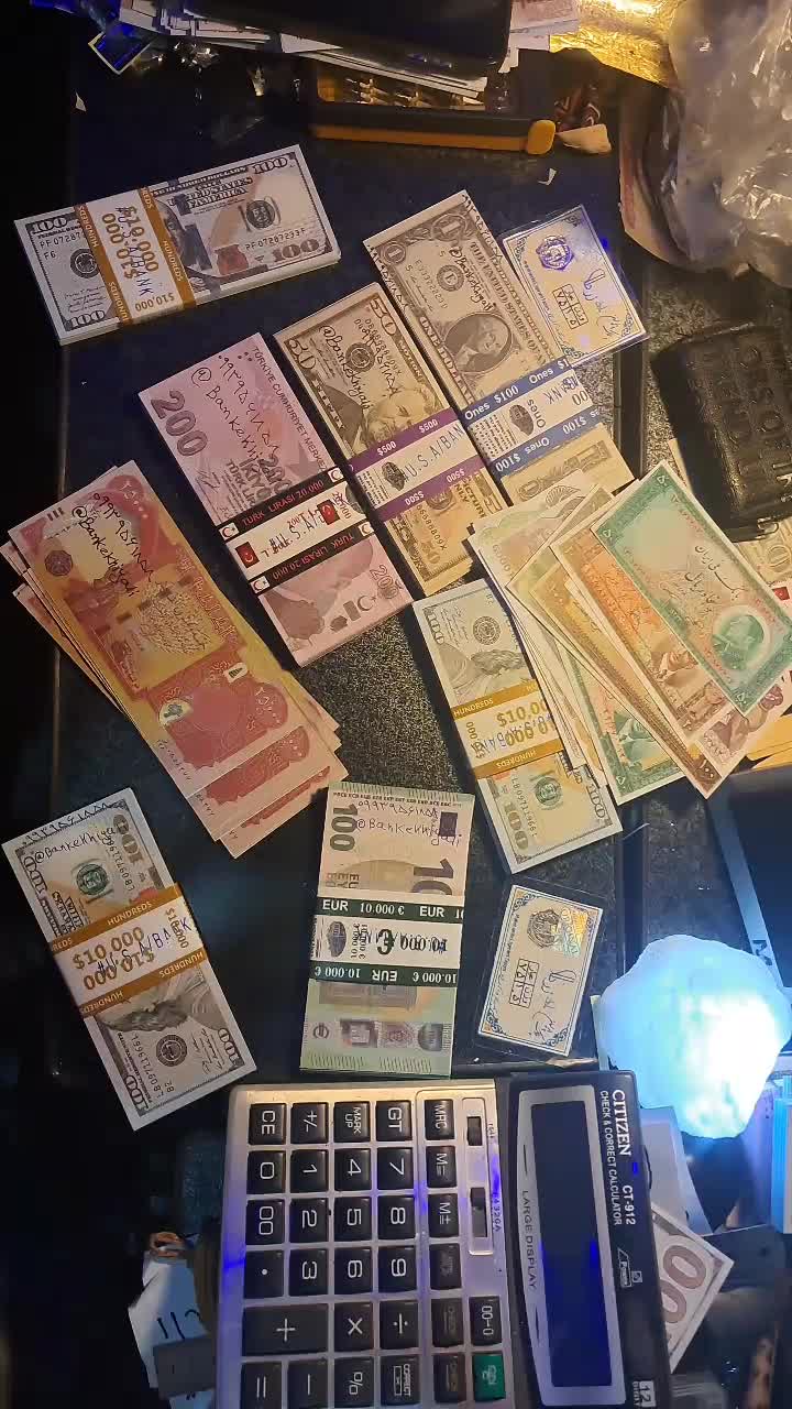 دلار یور‌و لیر مشابه اصل سینمایی اسکناس طرح اصل|کلکسیون سکه، تمبر، اسکناس|تهران, پرستار|دیوار