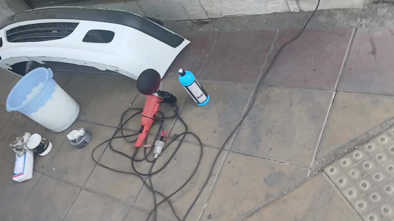 سمباده پولیش + لکه گیری لیسه کاری رایگان|خدمات موتور و ماشین|کرج, شهرک اوج|دیوار