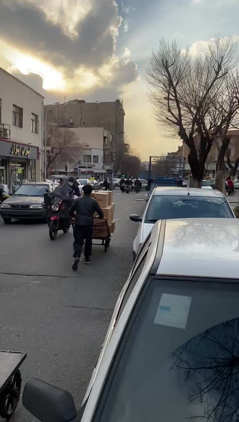 ۲۸متر تجاری سعدی شمالی|فروش مغازه و غرفه|تهران, دروازه شمیران|دیوار