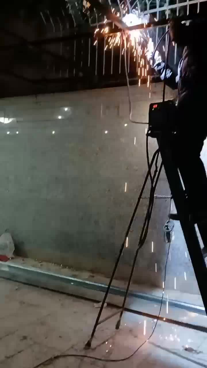 طراحی تخصصی سایبان.سقف های سبک|خدمات پیشه و مهارت|مشهد, نوید|دیوار