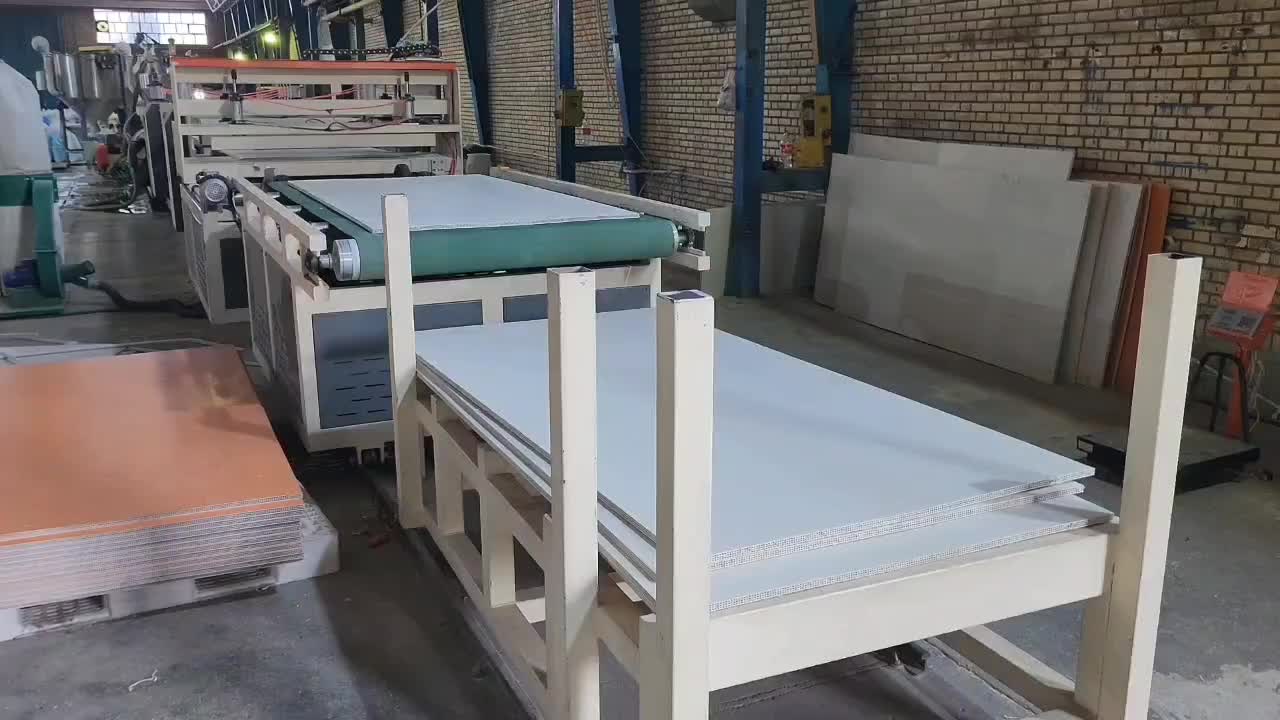 دستگاه اکسترودر تولید ورق پلاستیکی جایگزین پلی وود|ماشینآلات صنعتی|تهران, دروس|دیوار