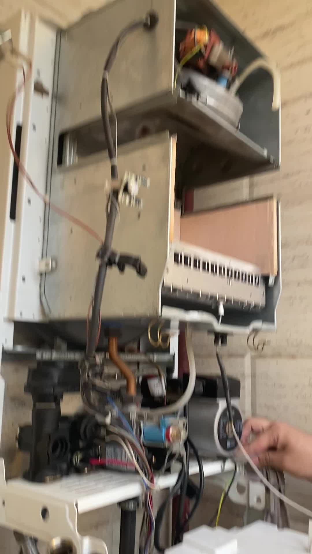 تعمیرات انواع پکیج ها|خدمات پیشه و مهارت|رشت, خبرنگار|دیوار