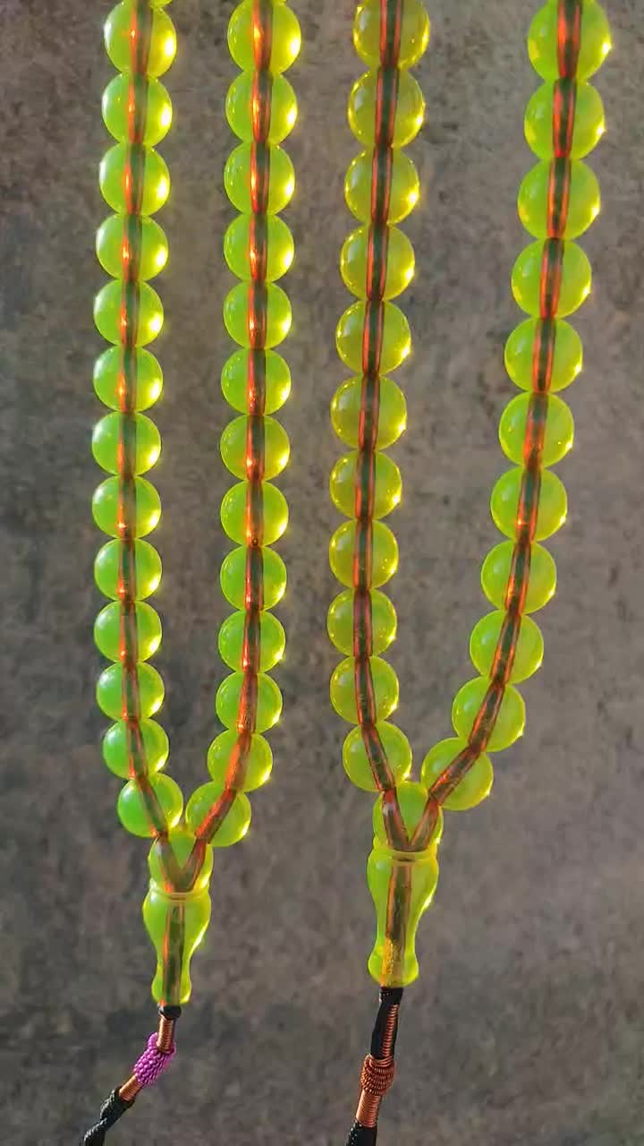 تسبیح سندلوس گری فسفری درحد کهنه آلمان|جواهرات|تبریز, |دیوار