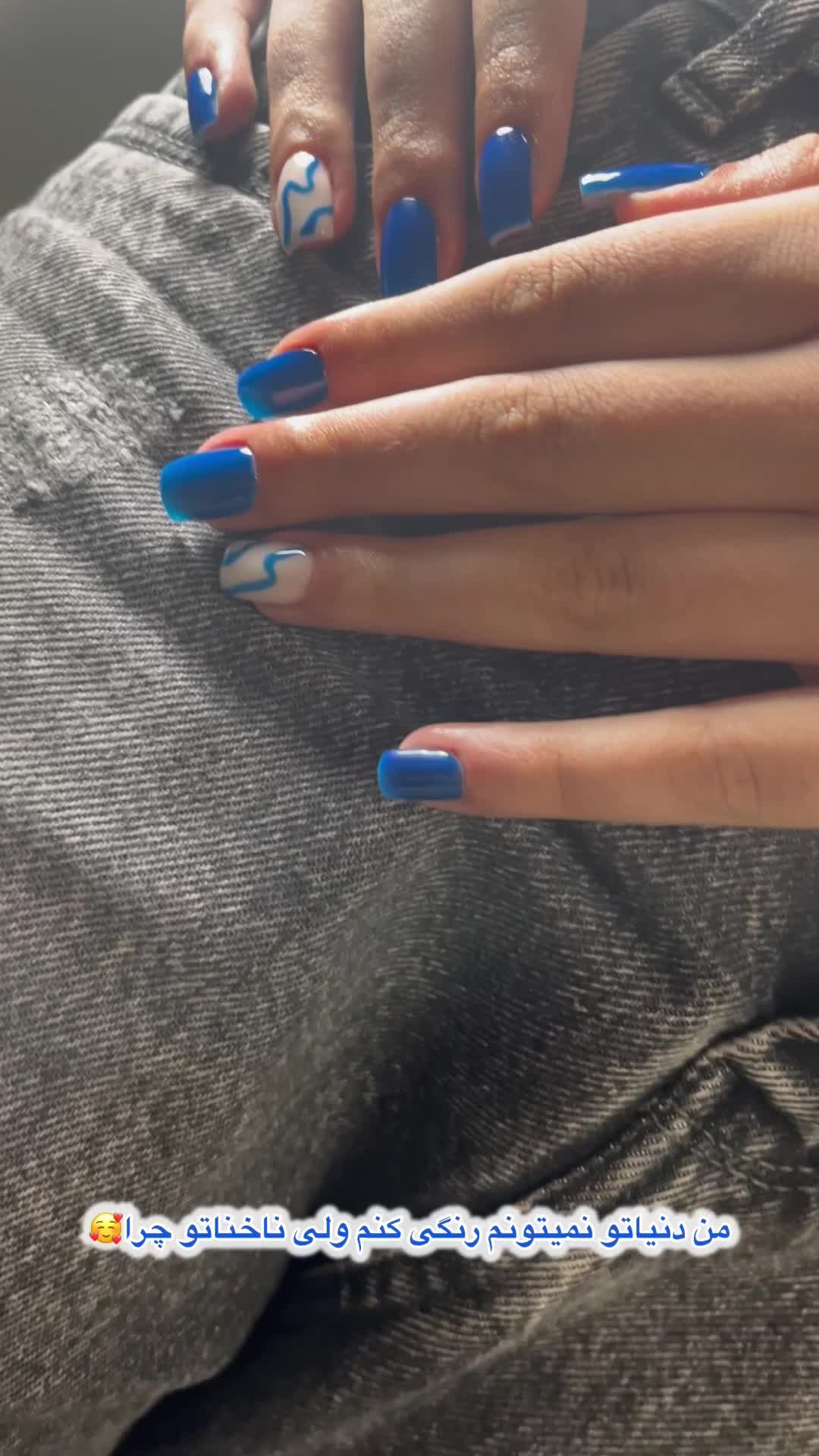 خدمات ناخن|خدمات آرایشگری و زیبایی|اصفهان, تخت فولاد|دیوار