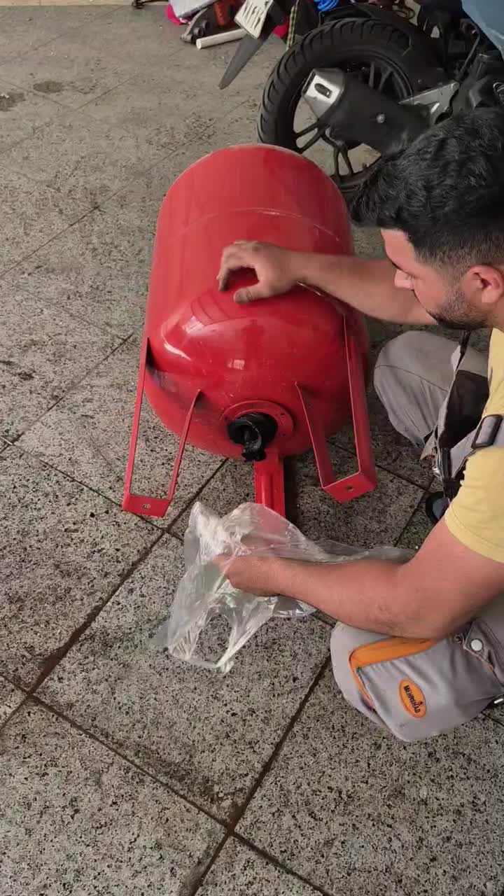 نصب و تعمیر تعمیرکار پمپ آب و تعمیر تعمیرکار پکیج|خدمات پیشه و مهارت|تهران, نیروی هوایی (پیروزی)|دیوار