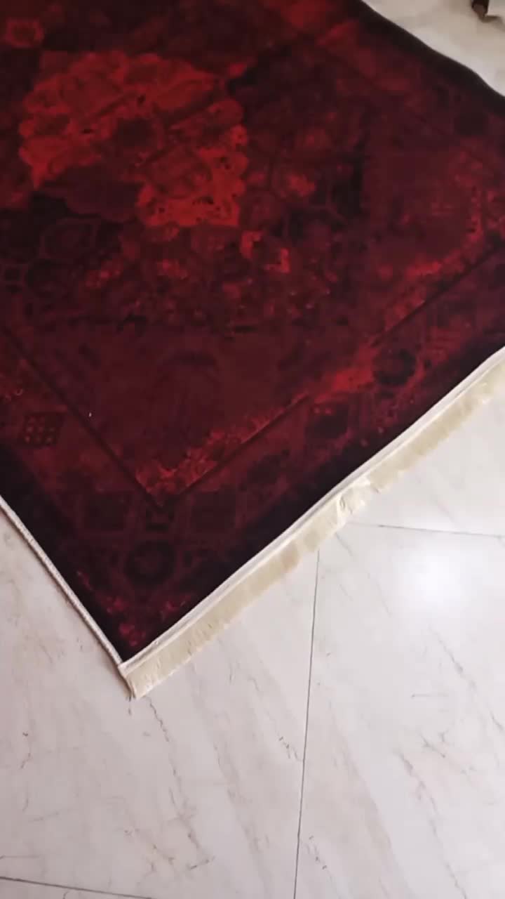 فرش قسطی 12و9و6 متری کناره سنتی قرمز لاکی وینتیج|فرش|تهران, جمهوری|دیوار