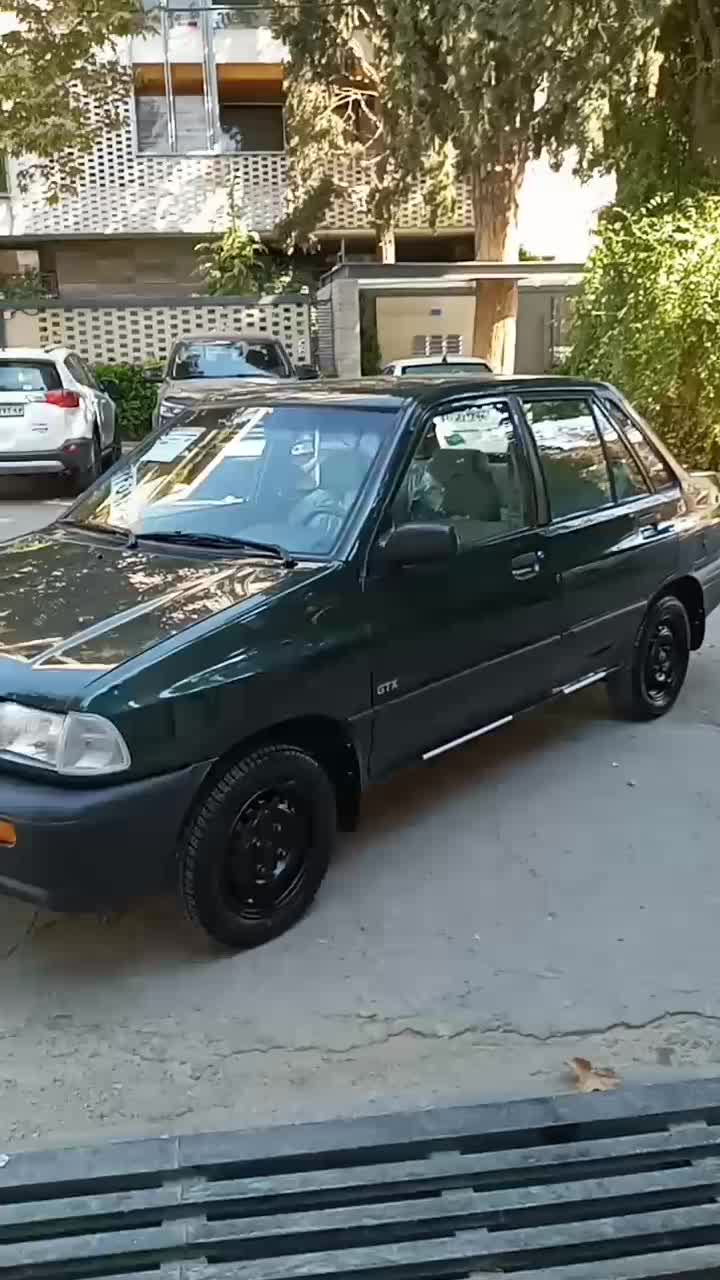 پراید کلکسیونی مشابه صفر کارخانه مدل ۸۲|خودرو سواری و وانت|شیراز, کوشک میدان|دیوار