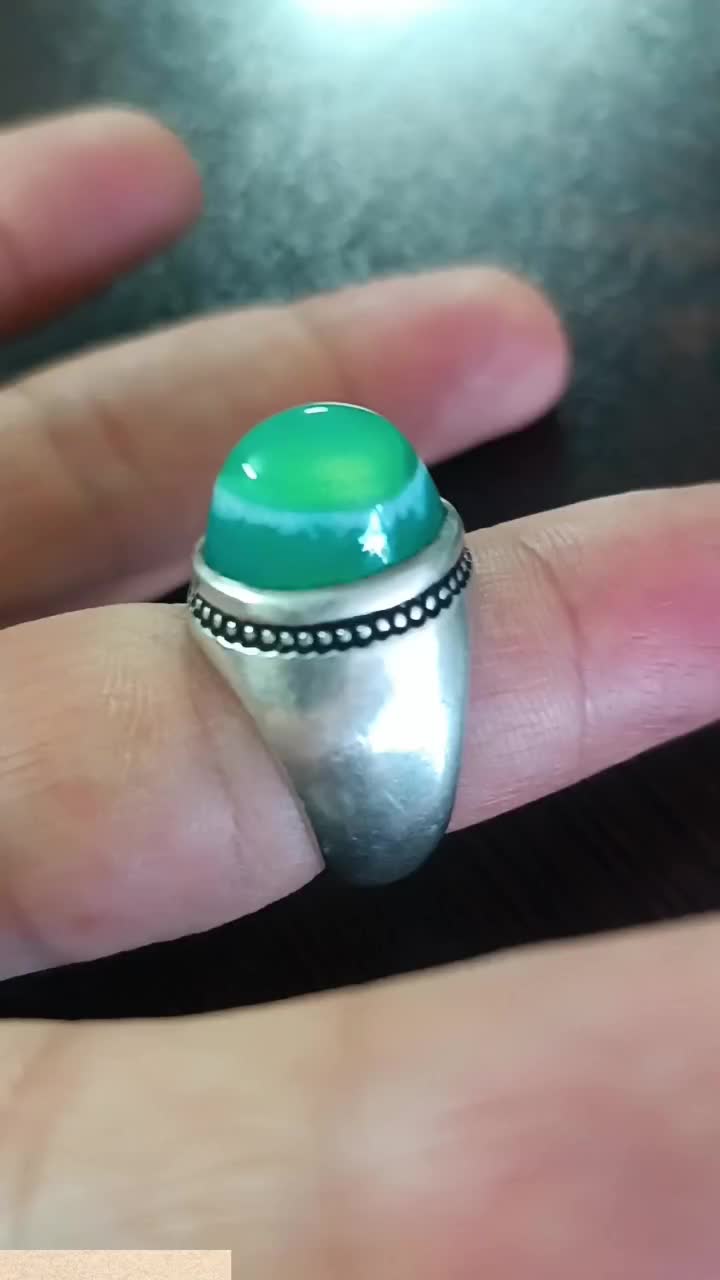 انگشتر باباقوری با سنگ خاص و رکاب دست ساز|جواهرات|فولادشهر, B5|دیوار