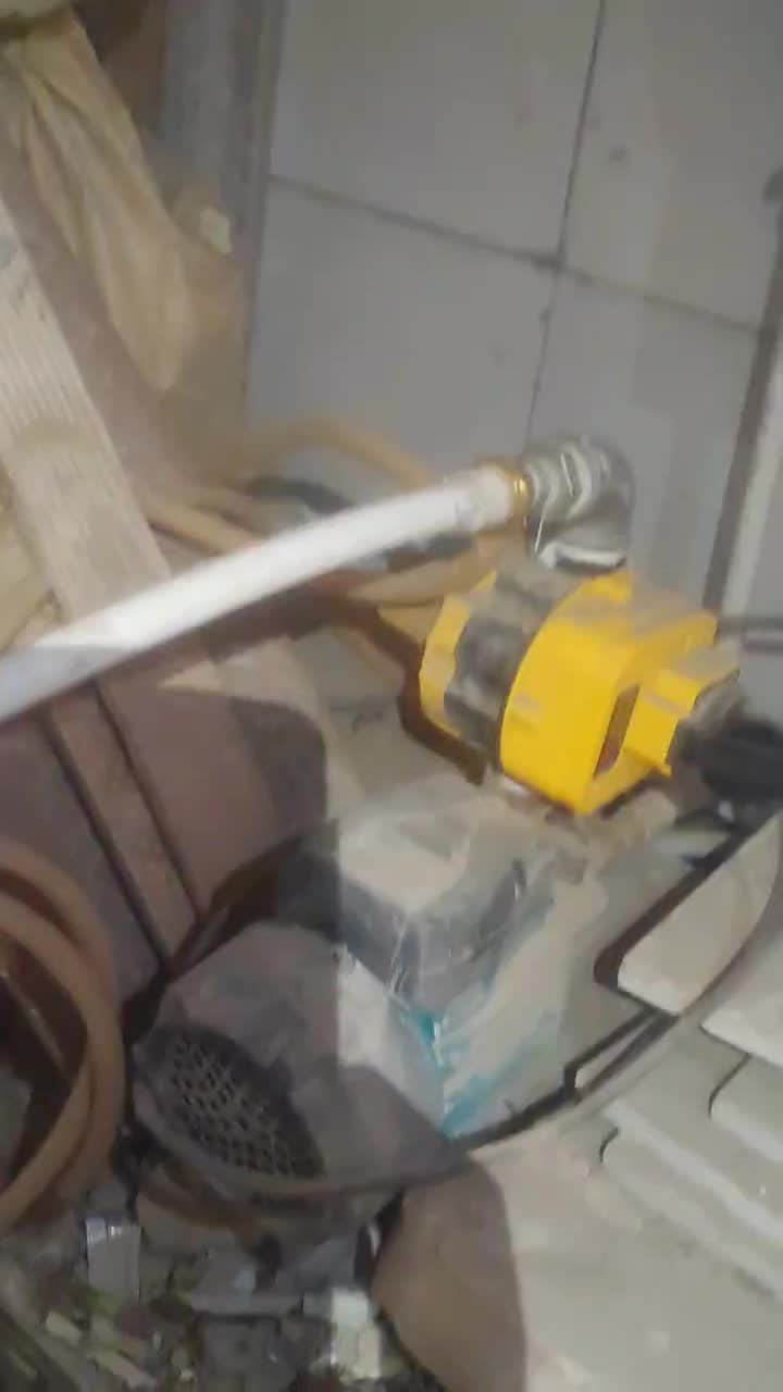 نصب سرامیک لوله کشی اب فاضلاب|خدمات پیشه و مهارت|زاهدان, |دیوار