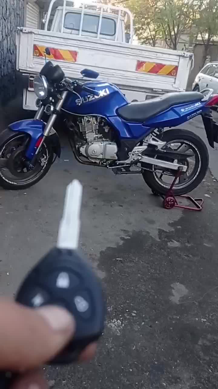 موتور سنگین پیشرو پارس معاوضه|موتورسیکلت|تبریز, |دیوار