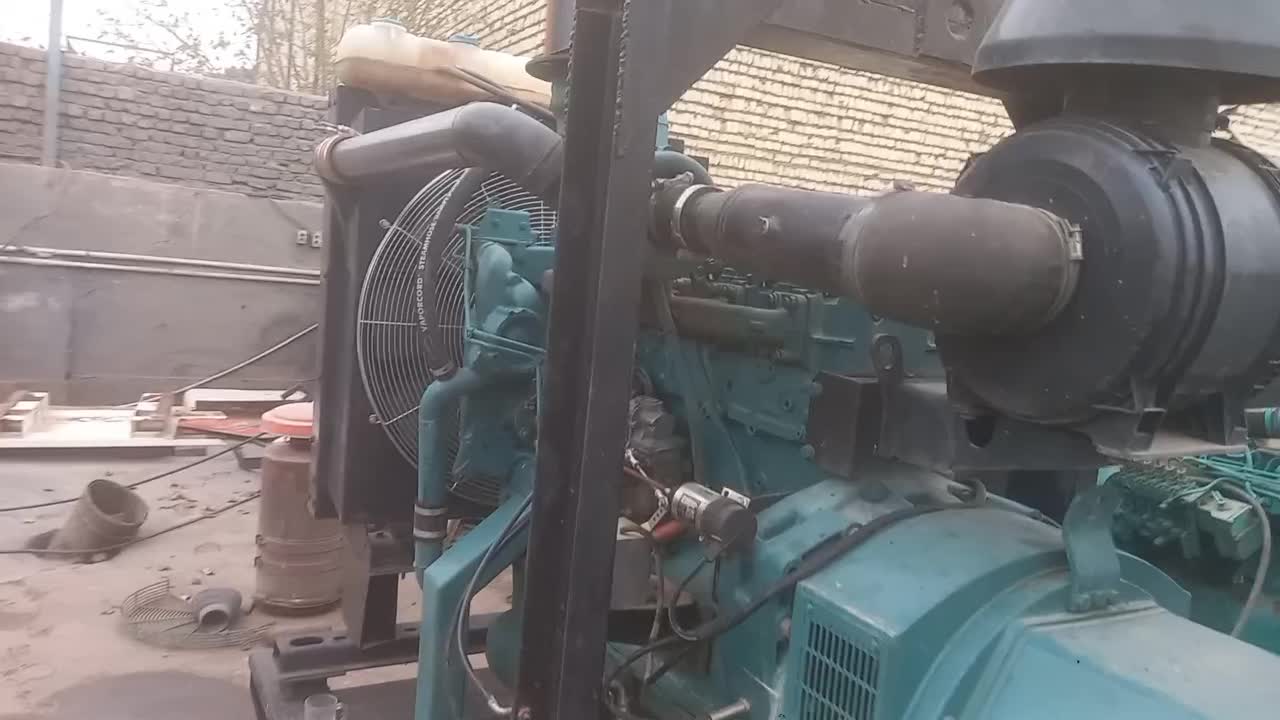 فروش ژنراتو برق با موتور ولوو۲۵۰ کاوا|ماشینآلات صنعتی|اصفهان, شهرک صنعتی امیرکبیر (شاپور جدید)|دیوار