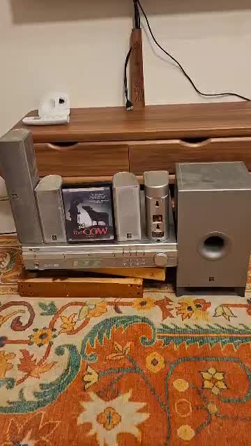 دی وی دی پلیر مدل یاماها|صوتی و تصویری|پرند, فاز ۶|دیوار