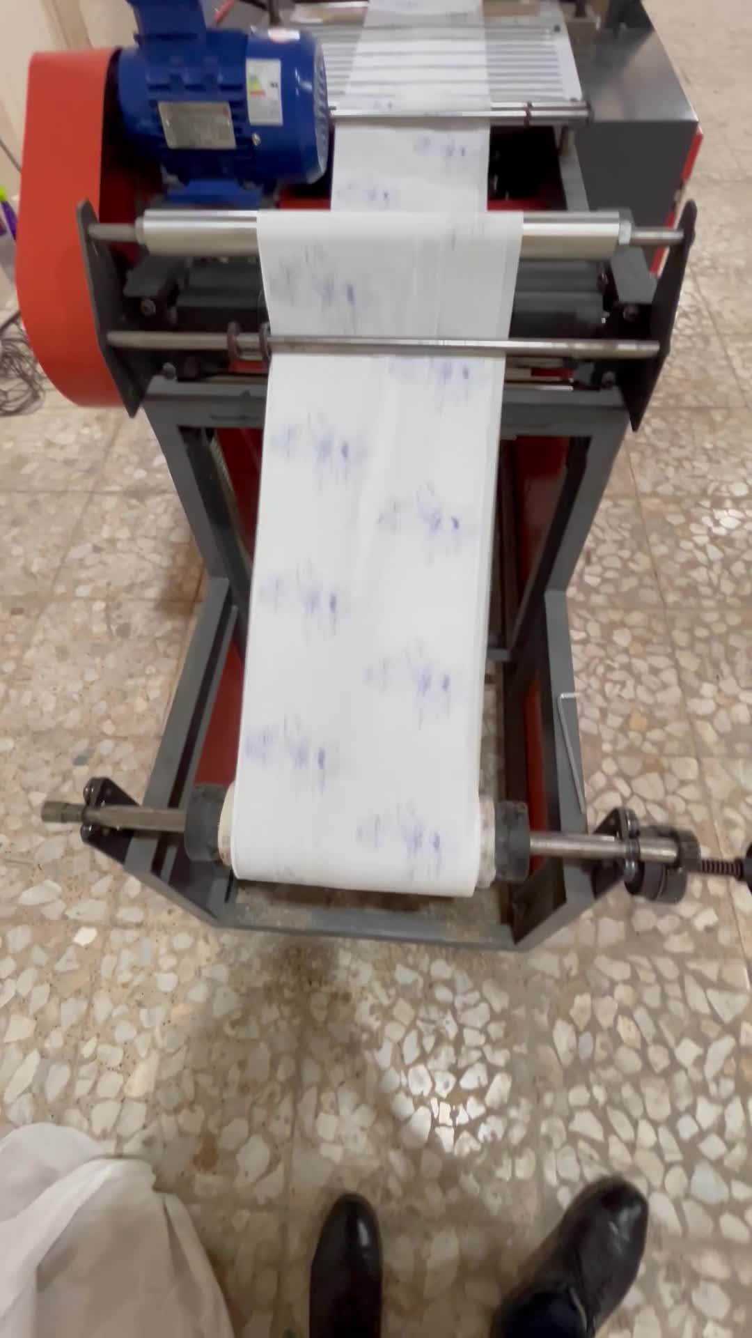 فروش عمده سفره یک بار مصرف|ظروف نگهدارنده، پلاستیکی، یکبارمصرف|رشت, جماران|دیوار