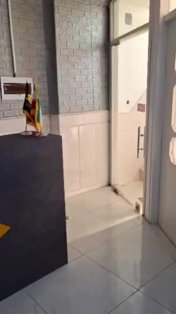 اجاره ساعتی فضا برای کلاس آموزشی و همایش کوچک|اجارهٔ کوتاه‌مدت دفتر کار و فضای آموزشی|قم, کیوانفر|دیوار