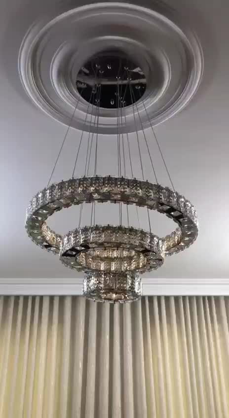 حراج لوستر کریستالی مدرن بعلت تغیر شغل|لوستر و چراغ آویز|تهران, ائمه اطهار|دیوار