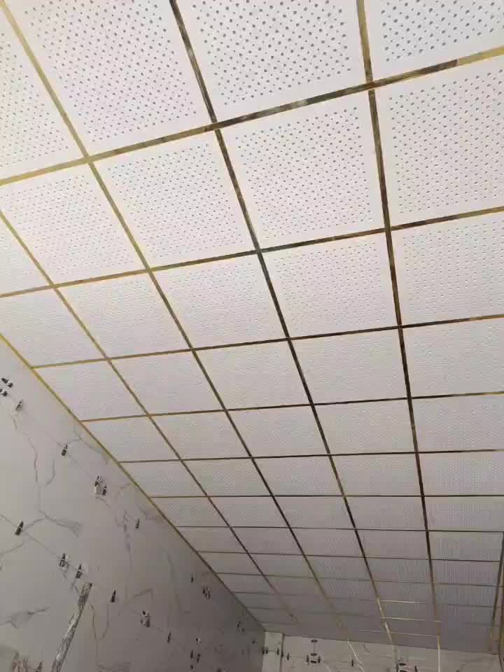 نصاب کاغذدیواری سقف کاذب ترمووال و...|خدمات پیشه و مهارت|ساوه, |دیوار