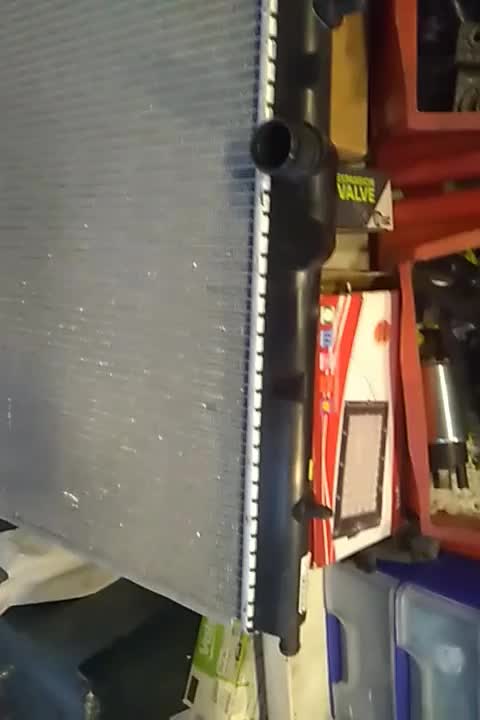 فروش رادیاتور با تخفیف ویژه|قطعات یدکی و لوازم جانبی|شیراز, بالا کفت|دیوار