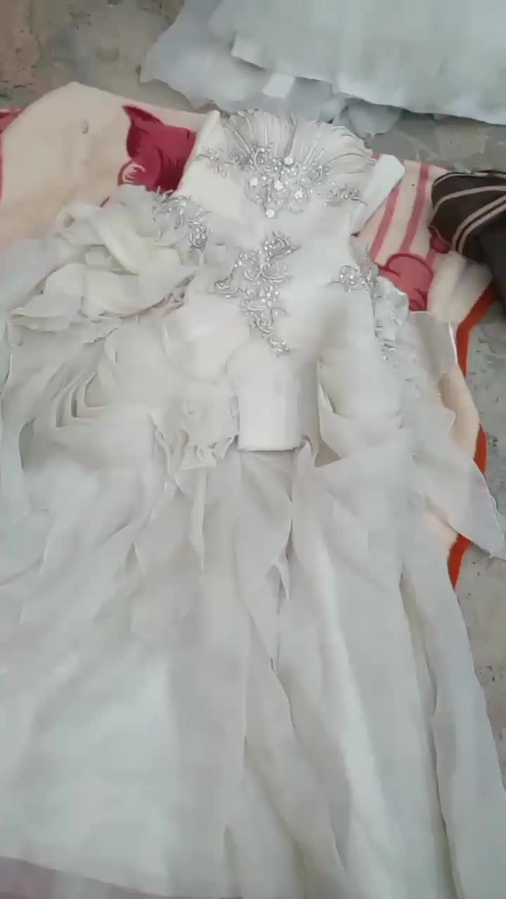 لباس عروس کرایه میدم با کمترین قیمت|لباس|اهواز, بیست متری شهرداری|دیوار