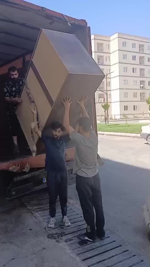 باربری واسباب کشی منزل در تمام نقاط شهربدون انعام|خدمات حمل و نقل|شیراز, نصر|دیوار