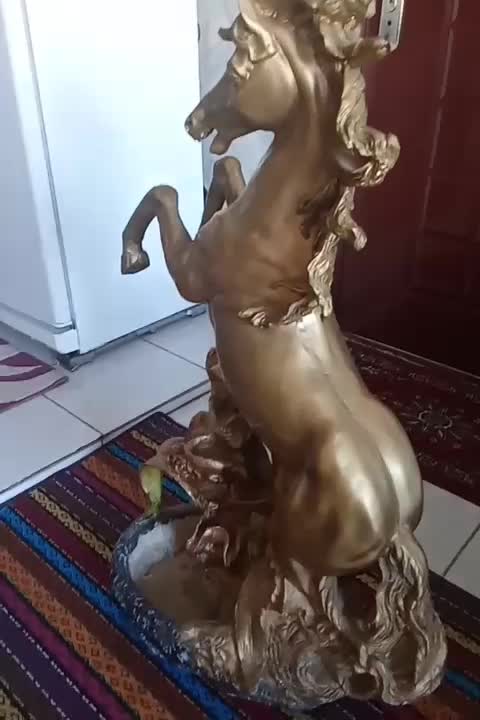 مجسمه|مجسمه، تندیس، ماکت|سهند, |دیوار