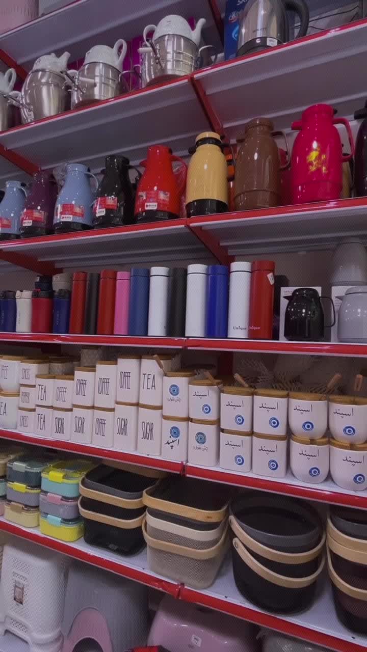 گلدان پلاستیکی و زیرگلدانی|گل و گیاه طبیعی|قم, شاه ابراهیم|دیوار