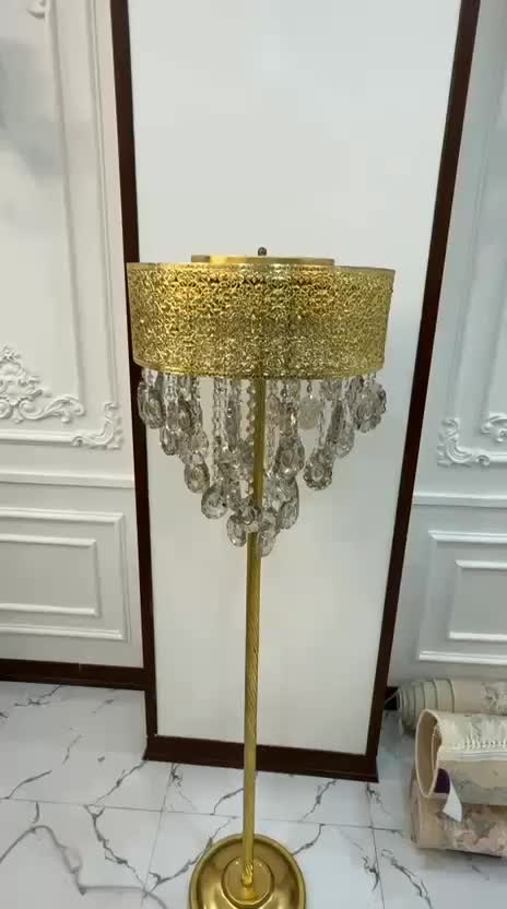 دو عدد آباژور بسیار شیک و زیبا فقط شش میلیون|لوستر و چراغ آویز|کرج, فاز ۴ مهرشهر|دیوار