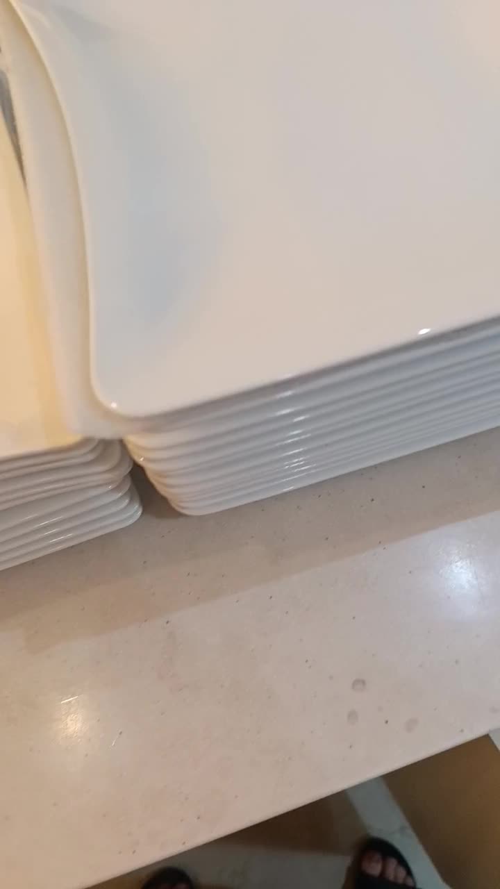 فروش لوازم منزل سرویس غذاخوری وینچی زرین|حراج|تهران, تهرانپارس جنوبی|دیوار