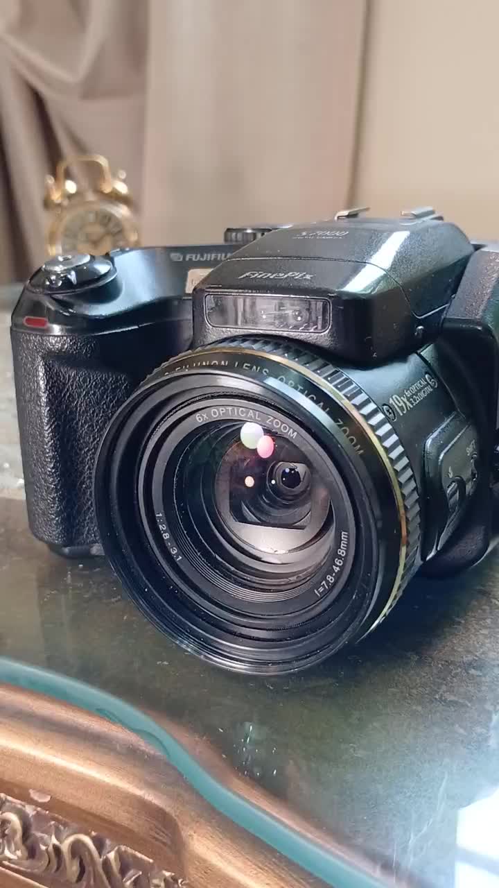 دوربین عکاسی نوستالژی فوجیفیلم Fujifilm S7000|دوربین عکاسی و فیلمبرداری|تهران, شهرک چیتگر|دیوار
