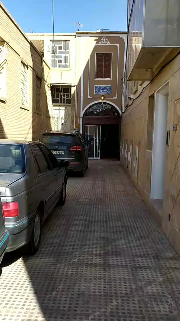 هتل و اقامتگاه و بومگردی و سوییت عمارت بیگ|اجارهٔ کوتاه‌مدت آپارتمان و سوئیت|یزد, |دیوار