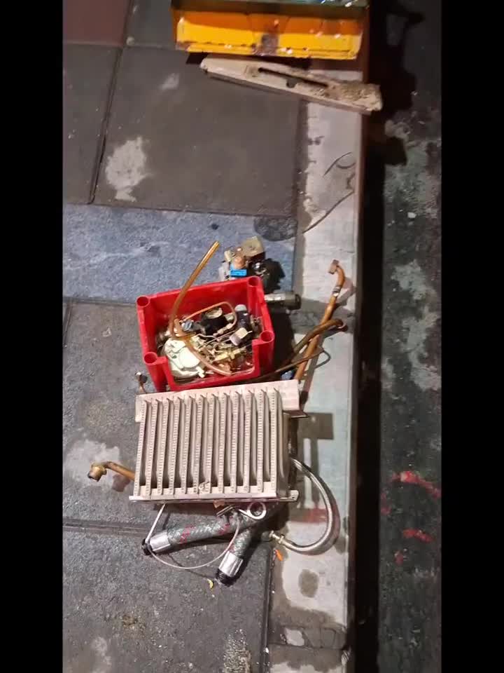 الو تهویه تعمیرکار سرویسکار نمایندگی پکیج شوفاژ|خدمات پیشه و مهارت|اندیشه, اندیشه فاز ۱|دیوار