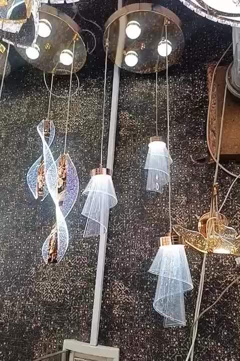 چراغ آویز مدرن کریستالی، قیمت مناسب|لوستر و چراغ آویز|تهران, اتابک|دیوار