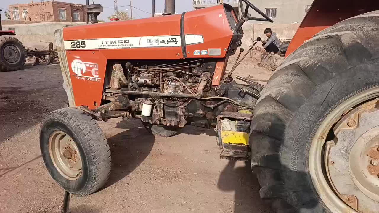 تراکتور مدل 81|خودرو سنگین|سبزوار, قصبه شرقی|دیوار