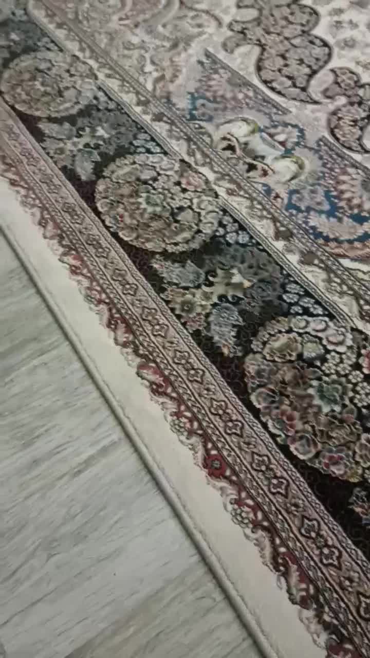 عروس هلندی|پرنده|تربتحیدریه, باغ سلطانی|دیوار