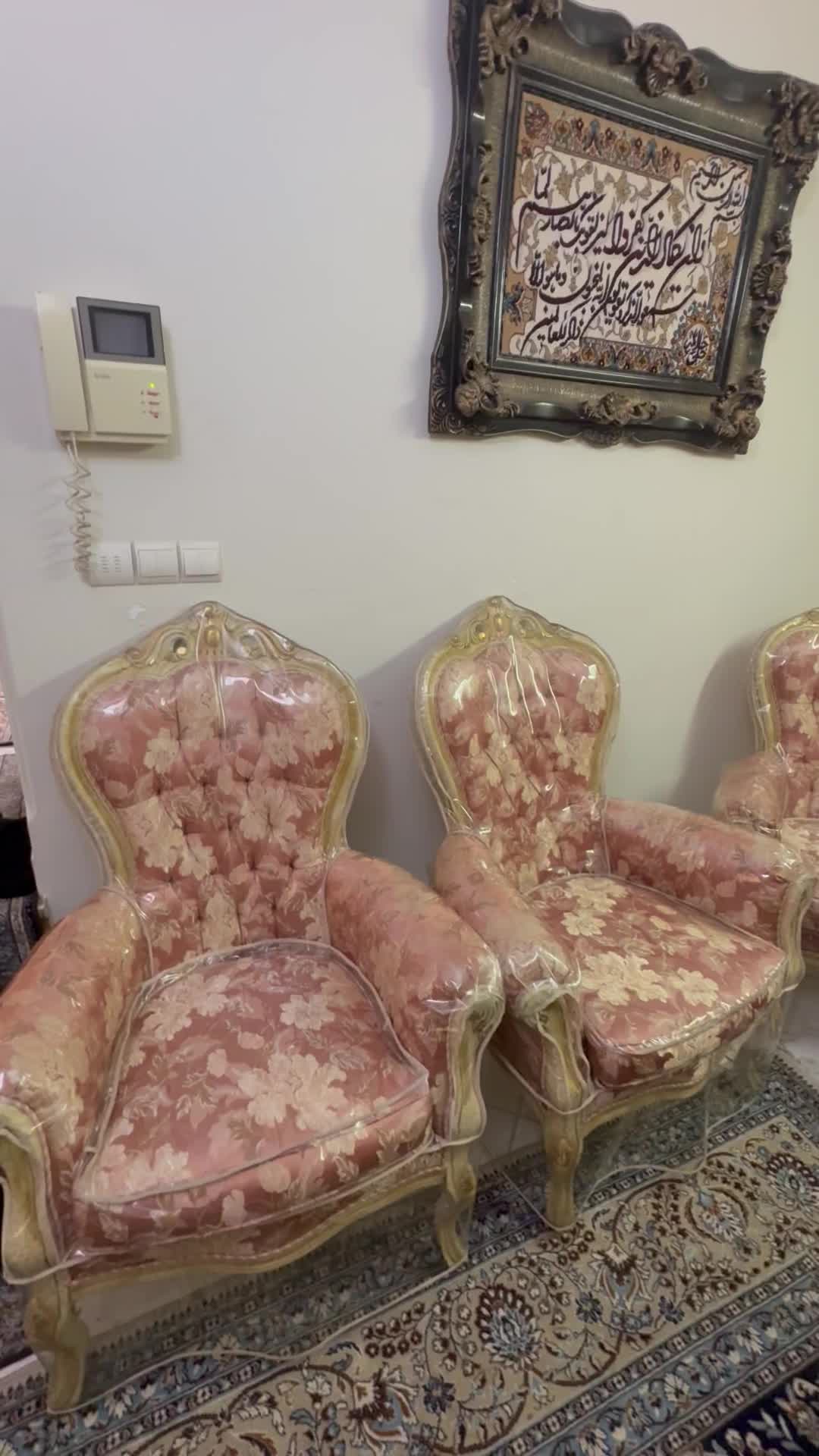 مبلمان استیل ۸ نفره با میز وسط|مبلمان خانگی و میز عسلی|تهران, قاسم‌آباد|دیوار
