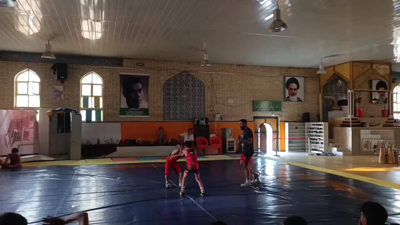 آکادمی تخصصی آموزش کشتی فرنگی در تمامی رده های سنی|خدمات آموزشی|شیراز, کوی زهرا|دیوار