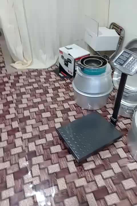 خریدوفروش انواع ظروف روحی و پلاستیکی|ظروف پختوپز|اقلید, |دیوار