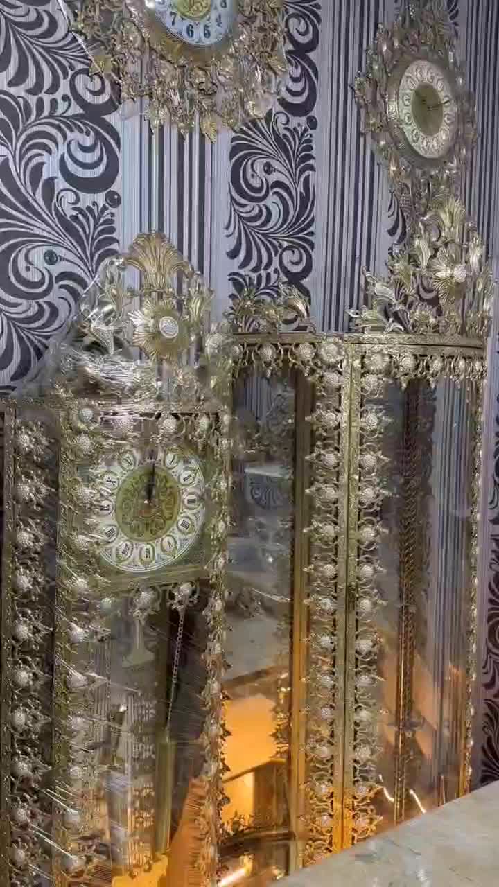 بوفه و ساعت برنزی خفن وبی نظیر|بوفه، ویترین، کنسول|تهران, نیروی هوایی (پیروزی)|دیوار