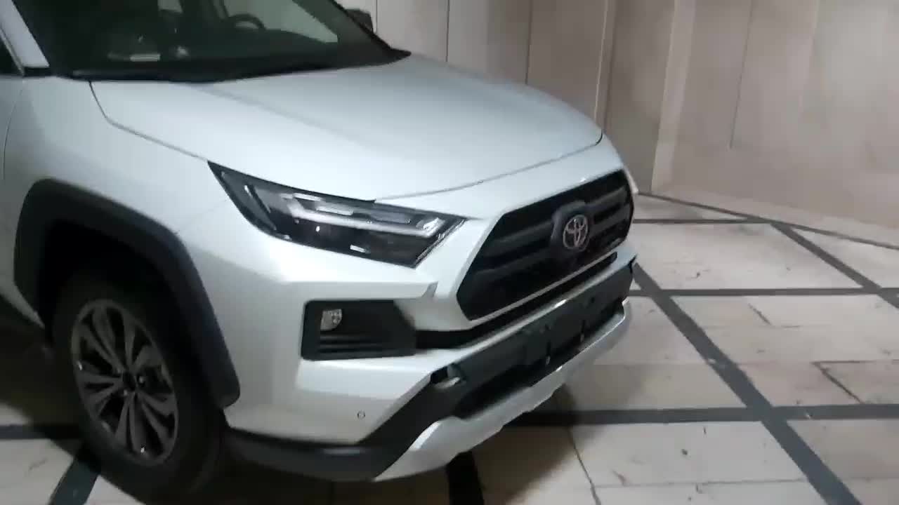 تویوتا RAV4 راوفور ادونچر 2 لیتری 2 دیفرانسیل|خودرو سواری و وانت|تهران, خواجه نصیر طوسی|دیوار
