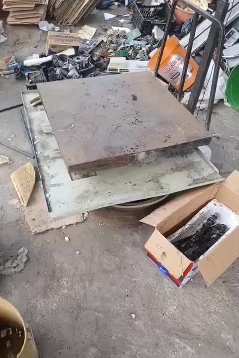 خریدار وفروش انواع ضایعات آلمینیوم برنج مس خشک در|عمده‌فروشی|رشت, خرسندی|دیوار