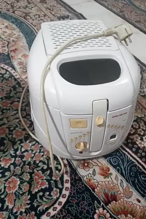 دو عددسرخ کن فروشی|اجاق گاز و لوازم برقی پخت‌وپز|چهاردانگه (تهران), |دیوار