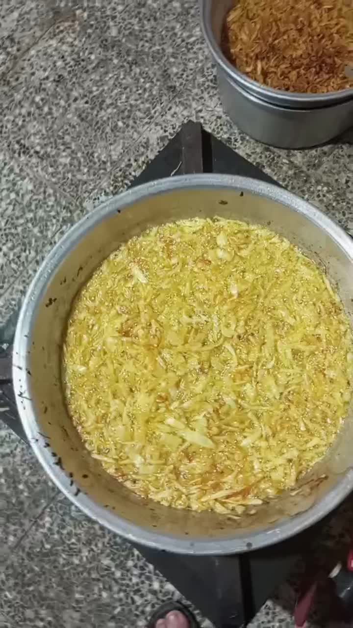 پیاز سرخ شده کاملا بهداشتی و تردد خوش مزه|خوردنی و آشامیدنی|اصفهان, لنبان|دیوار