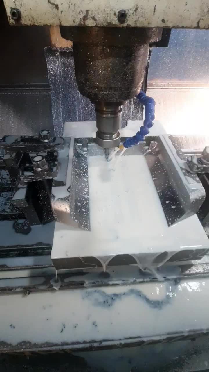 خدمات فرز و بورینگ cnc|خدمات پیشه و مهارت|تهران, هفده شهریور|دیوار