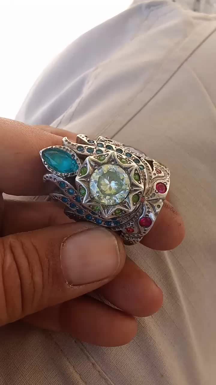 انگشتر تاج غول پیکر تک ساز|جواهرات|خرمآباد, |دیوار