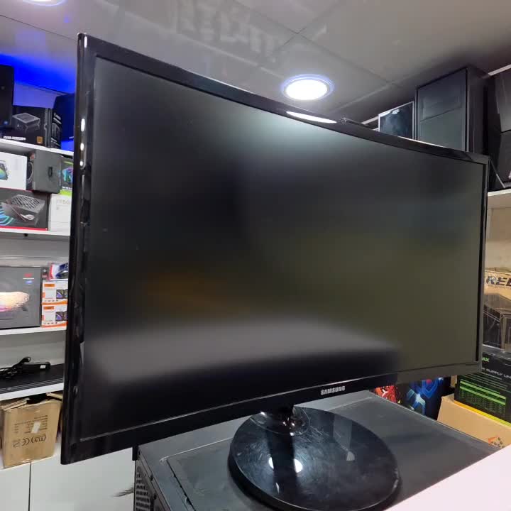 مانیتور سامسونگ CF390 خمیده|قطعات و لوازم جانبی رایانه|ورامین, ورامین|دیوار